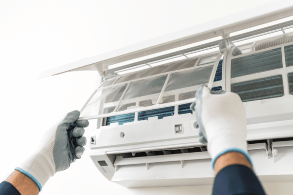Tips-to-conserve-energy-air-conditioner-maintenance