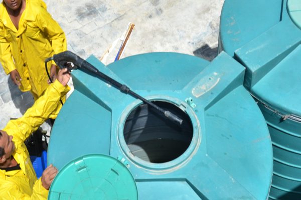 domestic-water-tank-cleaning